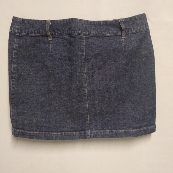 Short skirt old Navy denim shirt - Picture 2 of 3